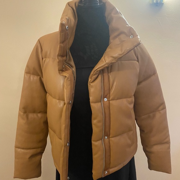 Abercrombie Vegan Leather Mini Puffer Camel Brown Sz Large SOLD OUT - Picture 11 of 13